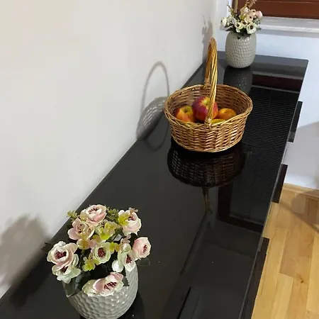 Apartment Dona *