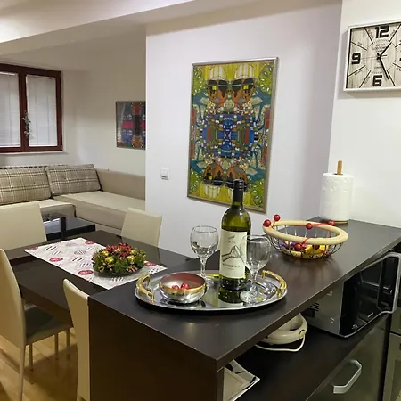 Apartment Dona